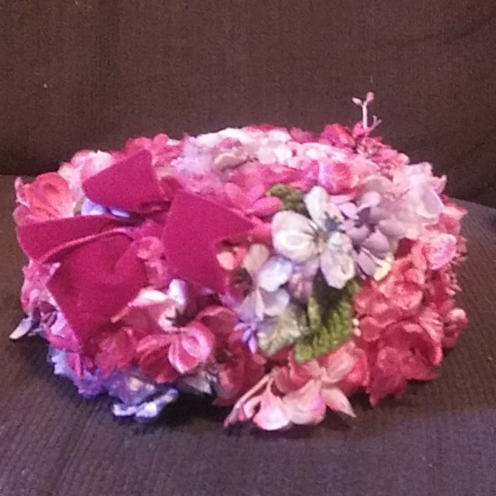 🌛 Scrumptious VINTAGE Lisa Designs Floral Hat